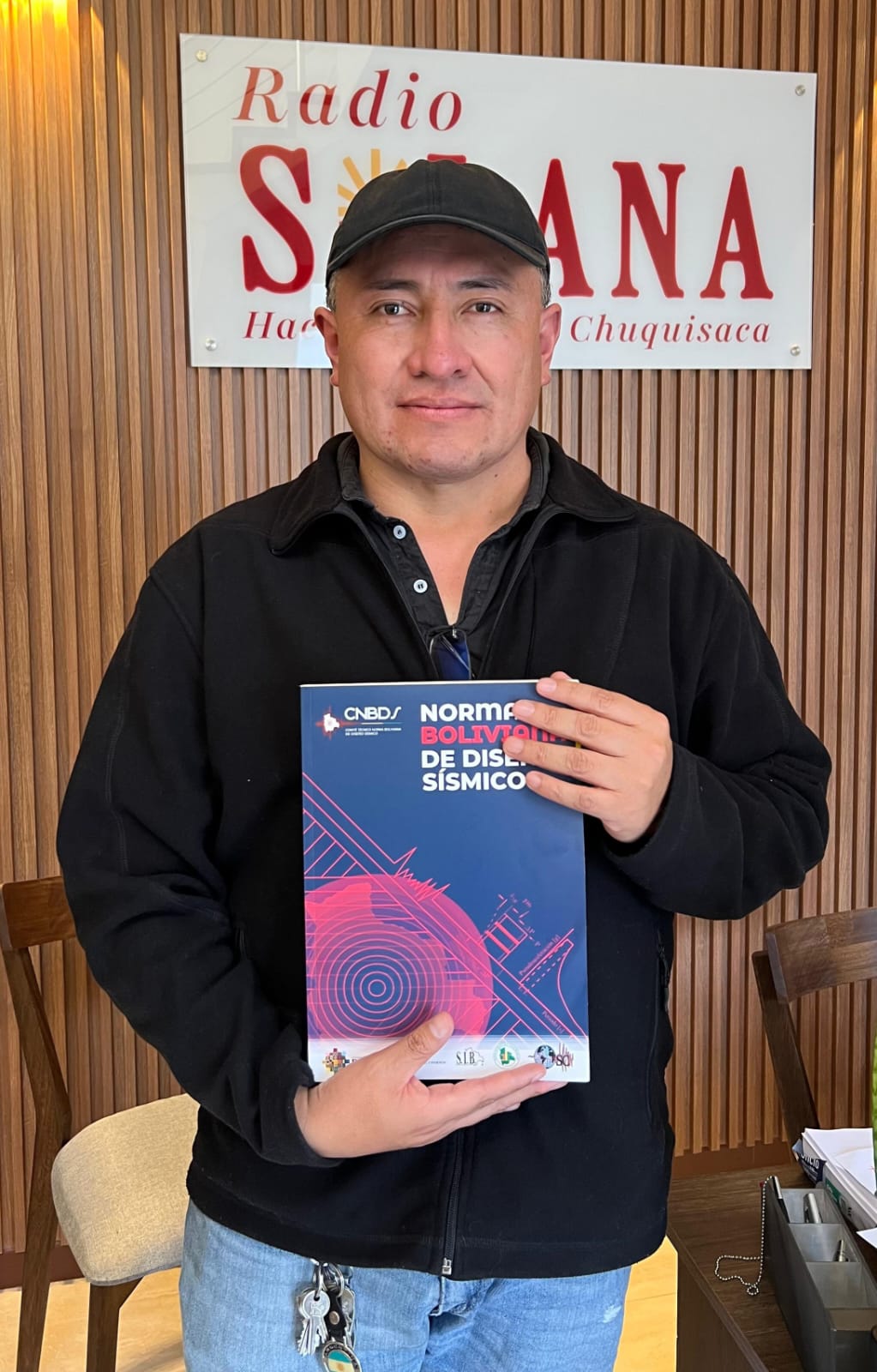 Especialista de CONCRETO con normativa boliviana de diseño sísmico
